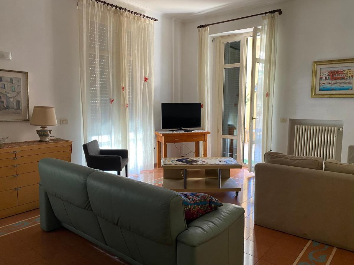 Home Toledo 355 Наполи Екстериор снимка