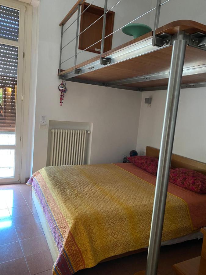 Home Toledo 355 Наполи Екстериор снимка