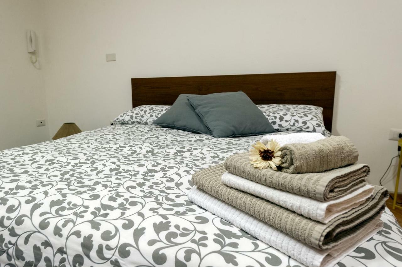 Home Toledo 355 Наполи Екстериор снимка