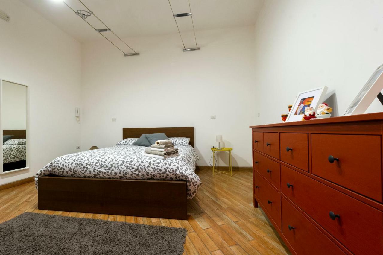Home Toledo 355 Наполи Екстериор снимка